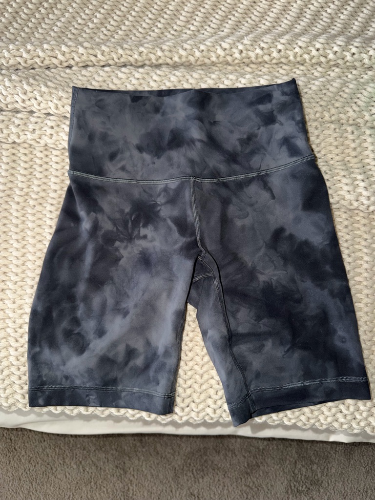 Lululemon Wunder Train Tie-Dye Women's Bike Shorts 6” Size 6
